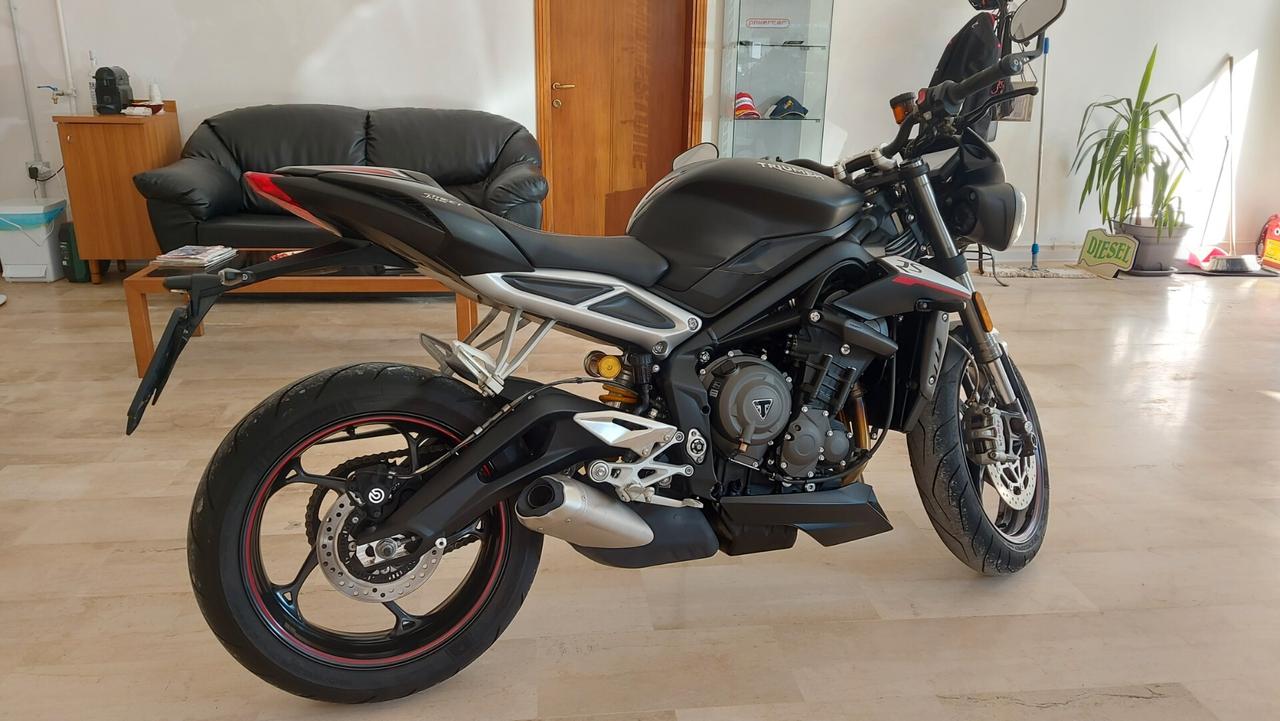 Triumph Street Triple 765 rs