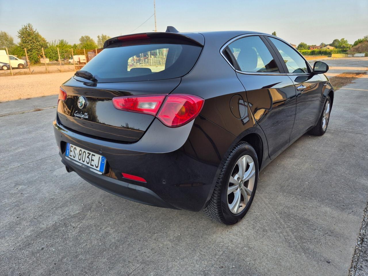 Alfa Romeo Giulietta 1.6 JTDm-2 105 CV Exclusive