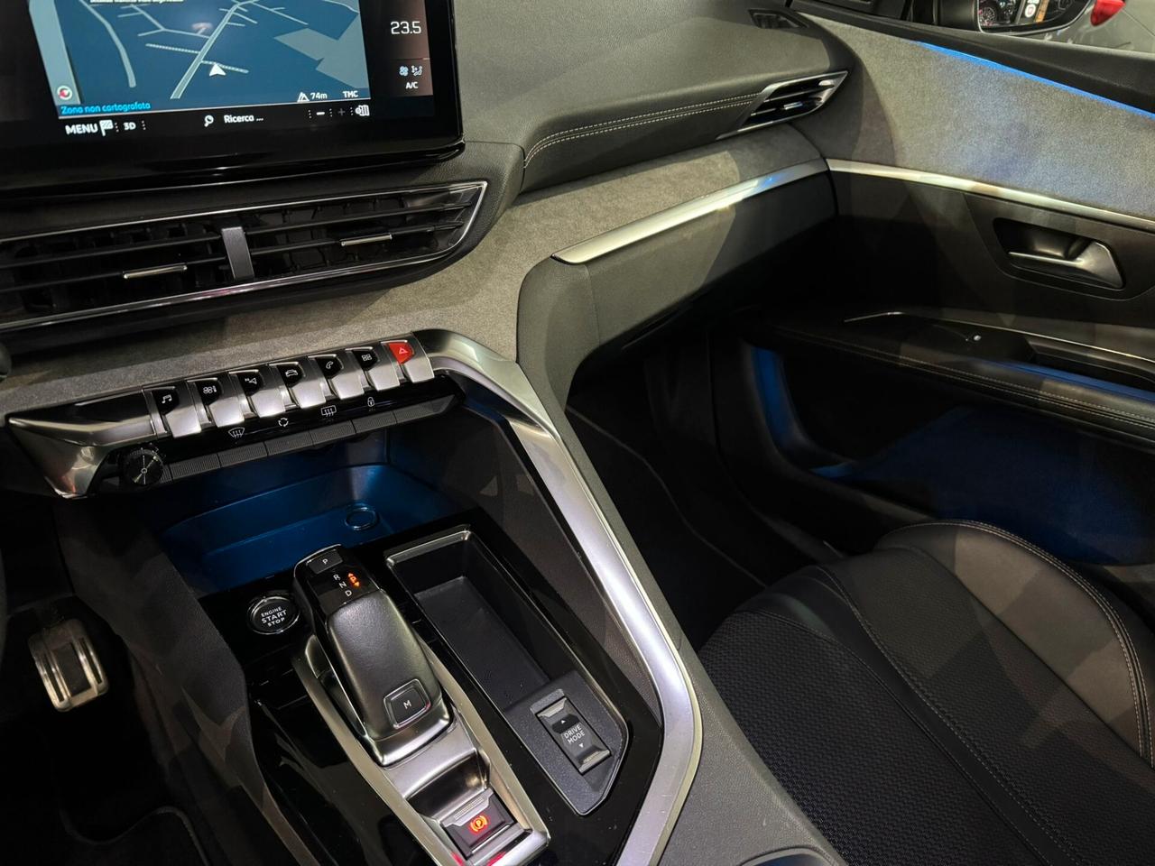 Peugeot 3008 BlueHDi 130GT TETTO