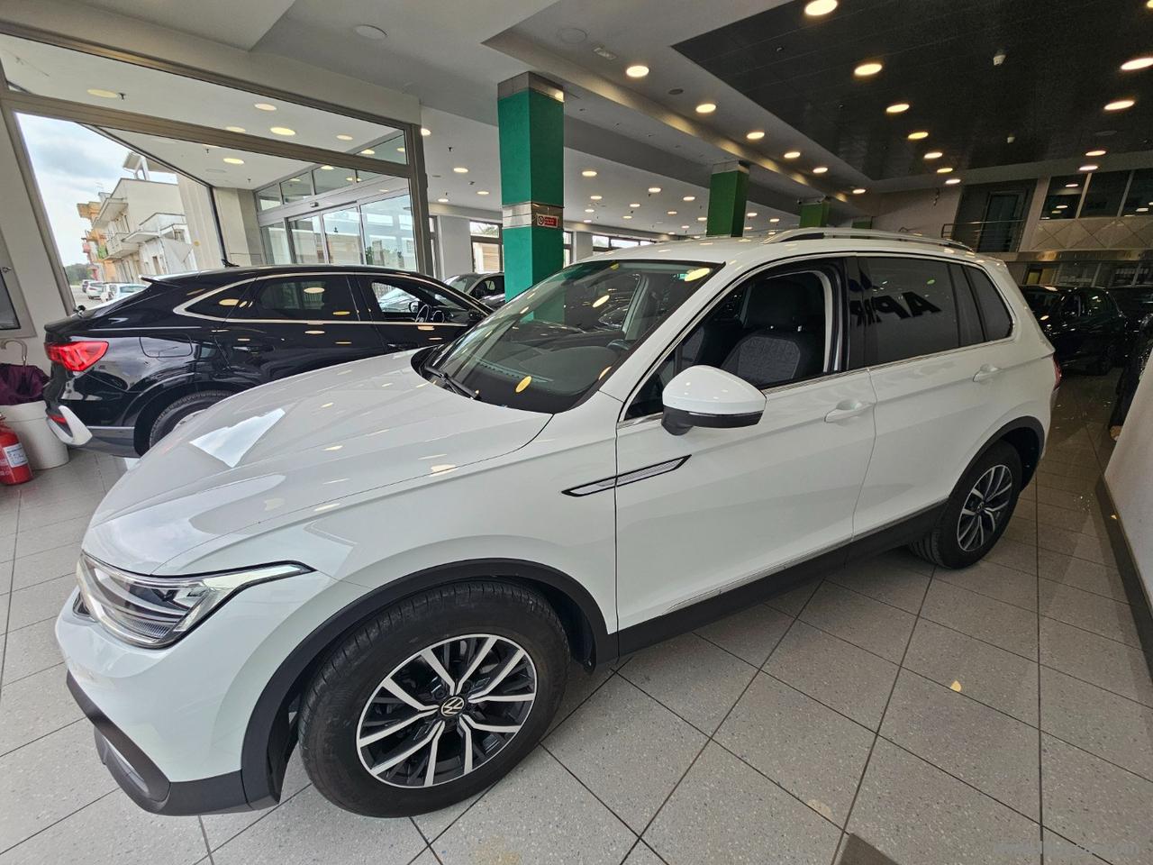 VOLKSWAGEN Tiguan 2.0 TDI 150CV SCR DSG Life