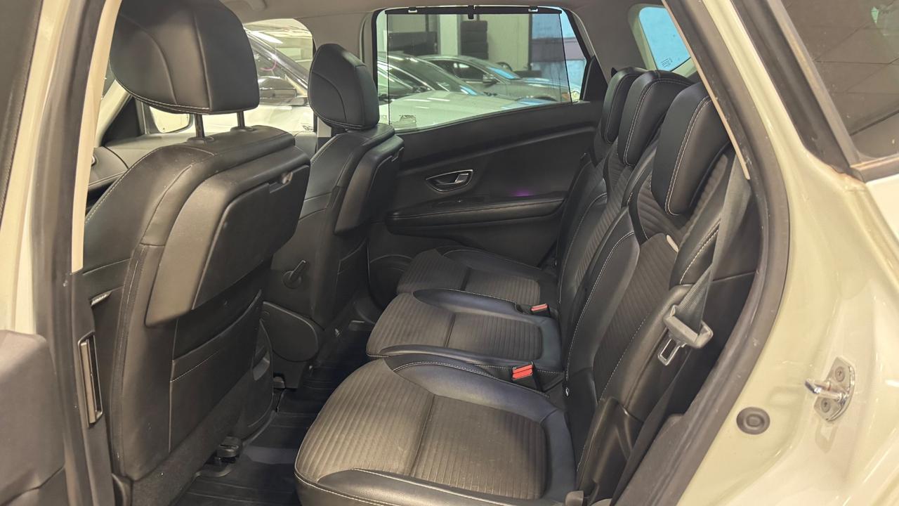 Renault Scenic Scénic dCi 8V 110 CV EDC Energy Zen