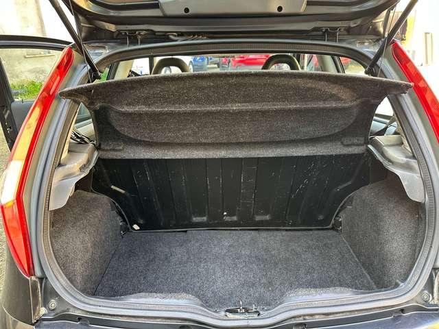 Fiat Punto Punto II 2003 3p 1.2