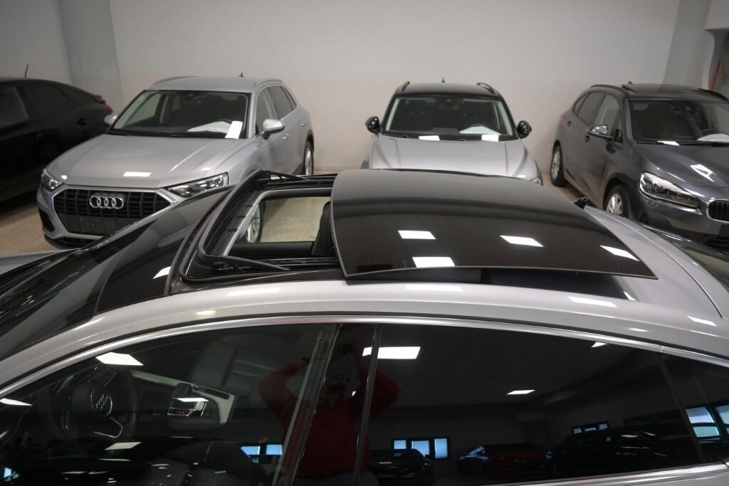 AUDI A5 SPORTBACK 35 TDI 163CV S-TRONIC ATTRACTION BUSINESS EDITION ( FARI LED - CRUISE - PELLE - TETTO PANORAMICO APR. - NAVI - SENSORI POST. )