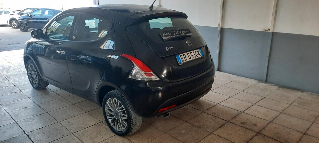 Lancia Ypsilon 1.2 69 CV 5 porte GPL Ecochic Gold