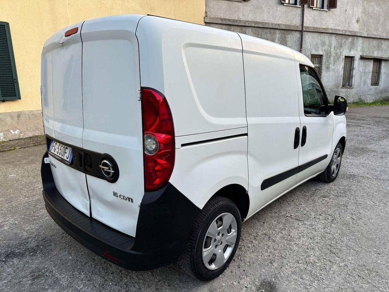 Opel Combo 1.6 CDTi 105CV