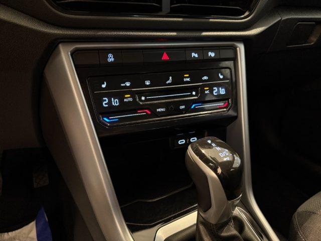 VOLKSWAGEN T-Roc 1.5 TSI DSG Life GANCIO Navi DAB+ Parks Assist LED