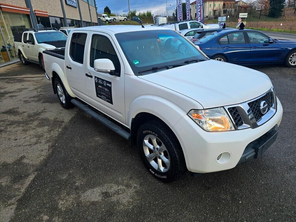 Nissan Navara 2.5 dCi 190CV "LE"