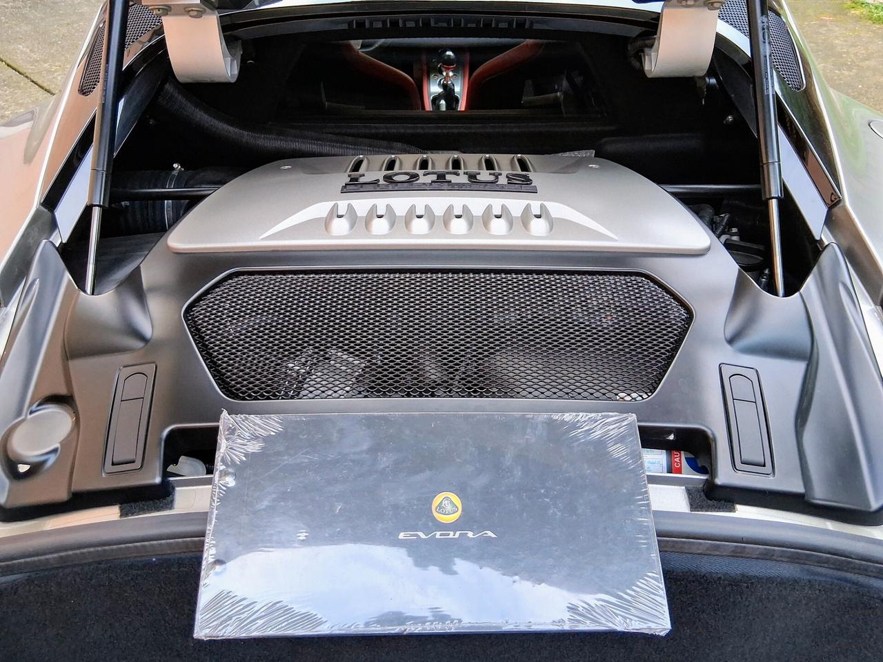 Lotus Evora 2+0