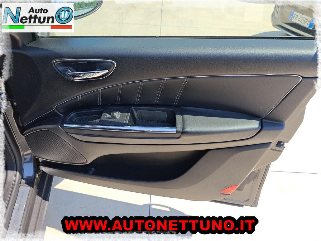 Lancia Delta 1.6 MJT DPF Oro