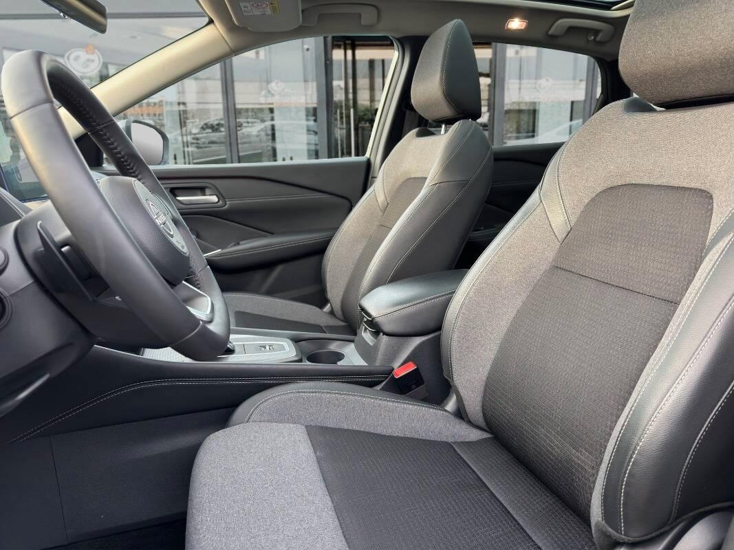 Nissan Qashqai 1.3 mhev N-Connecta 158cv Con Tetto Panoramico