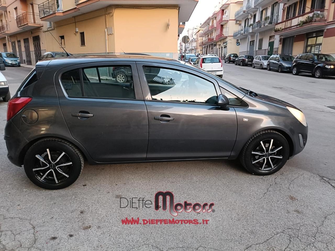 Opel Corsa 1.2 85CV 5 porte GPL-TECH Elective