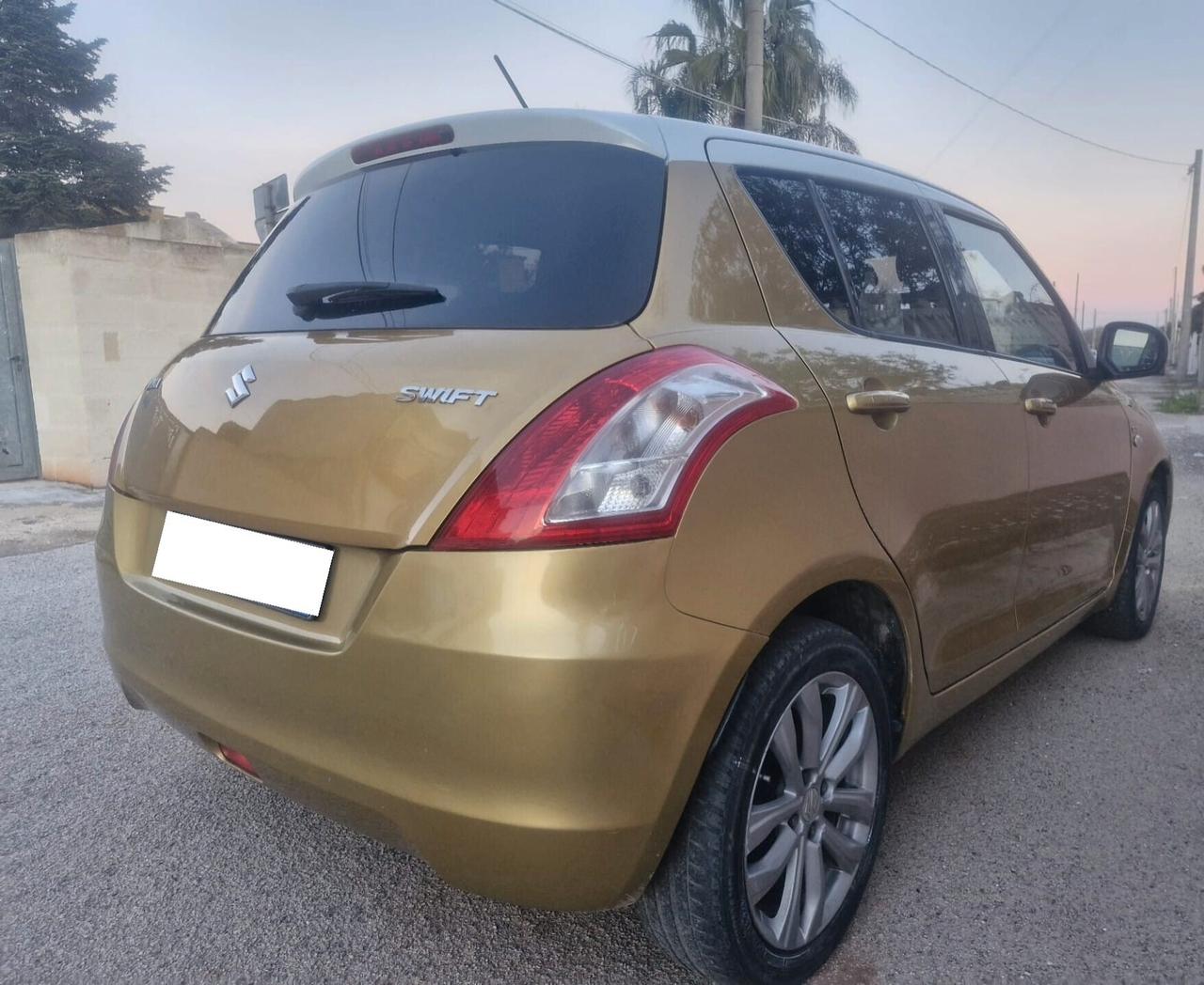 Suzuki Swift 1.3 DDiS 5 porte B-Cool Bi-Color