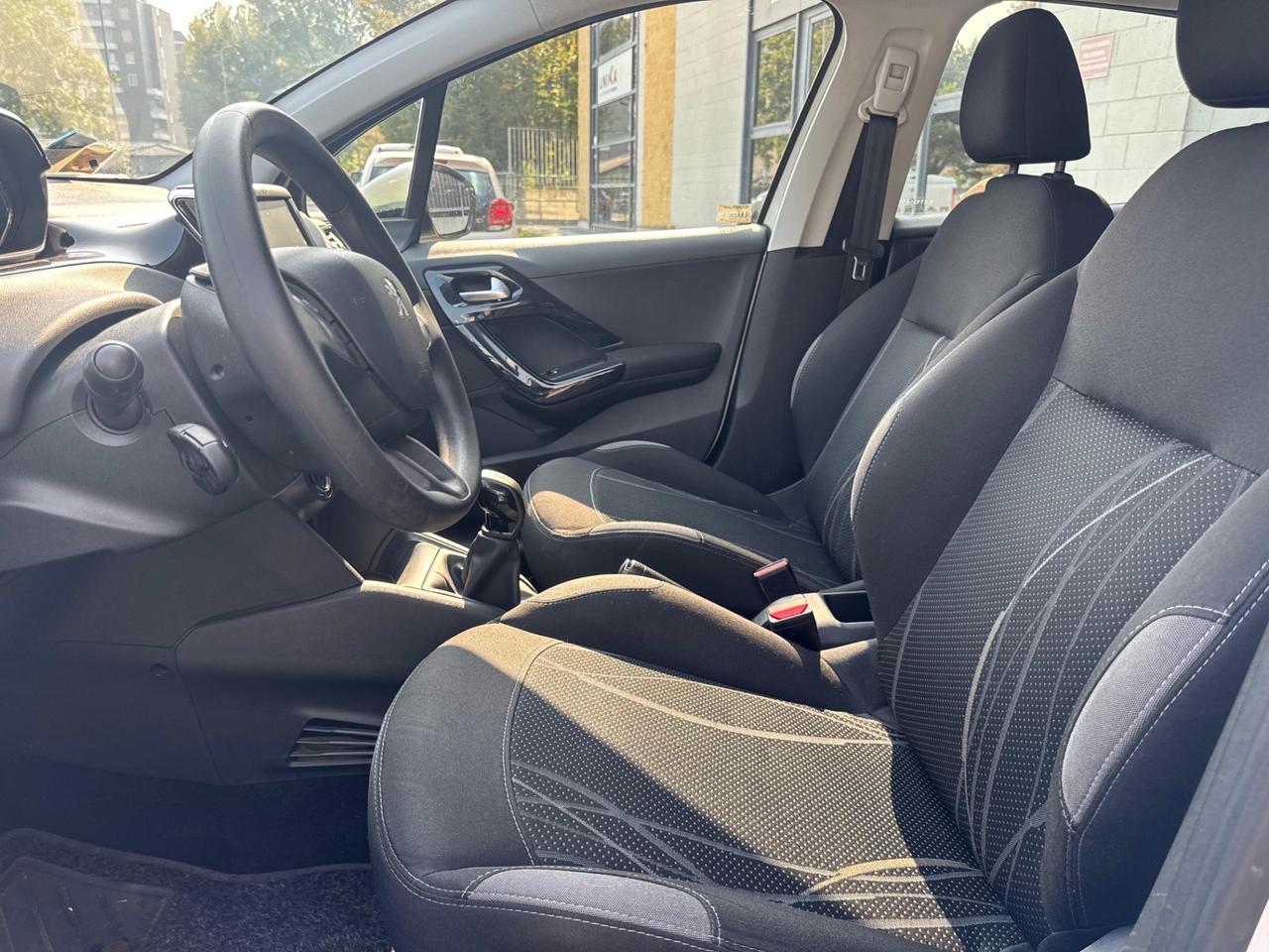 Peugeot 208 PureTech 82 5 porte Access