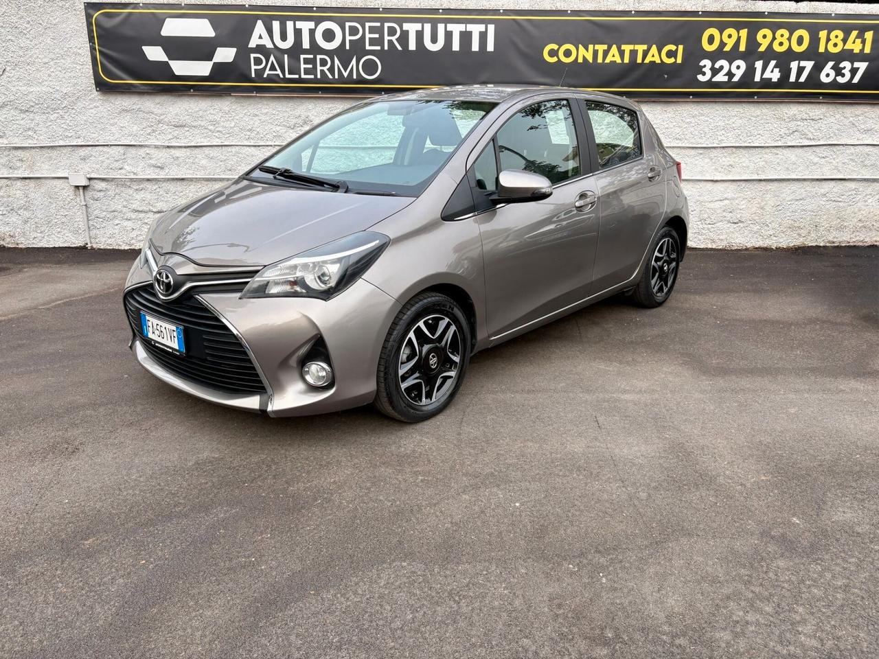 Toyota Yaris 1.0 5 porte Lounge