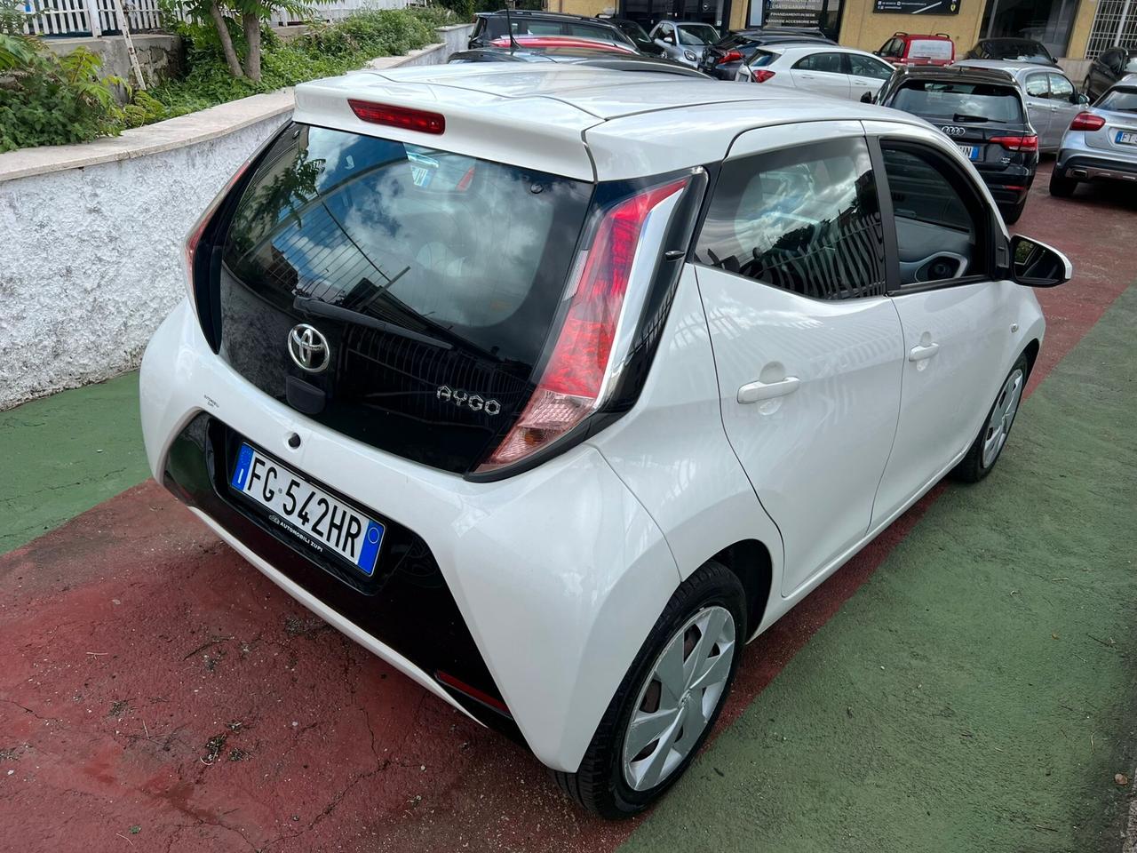 Toyota Aygo *ADATTA PER NEOPATENTATI*