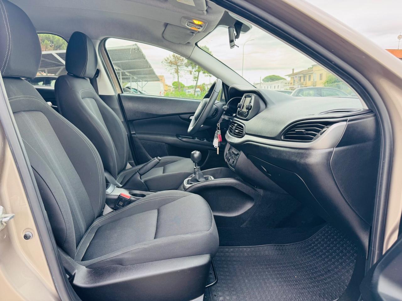 Fiat Tipo 1.4 5 porte Lounge 95 cv
