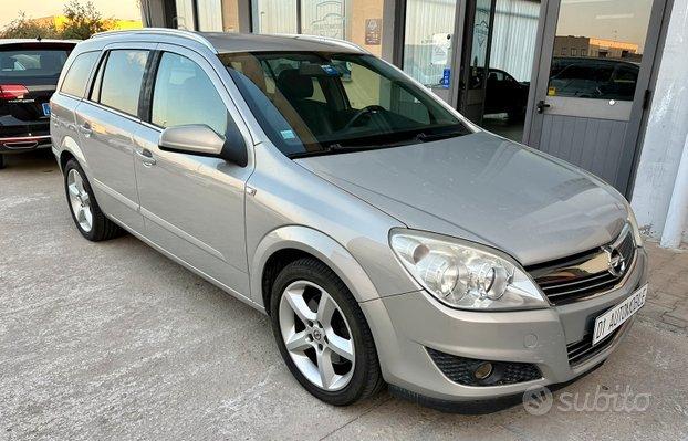 Opel Astra 1.7 Cdti 125 cv Cosmo SW