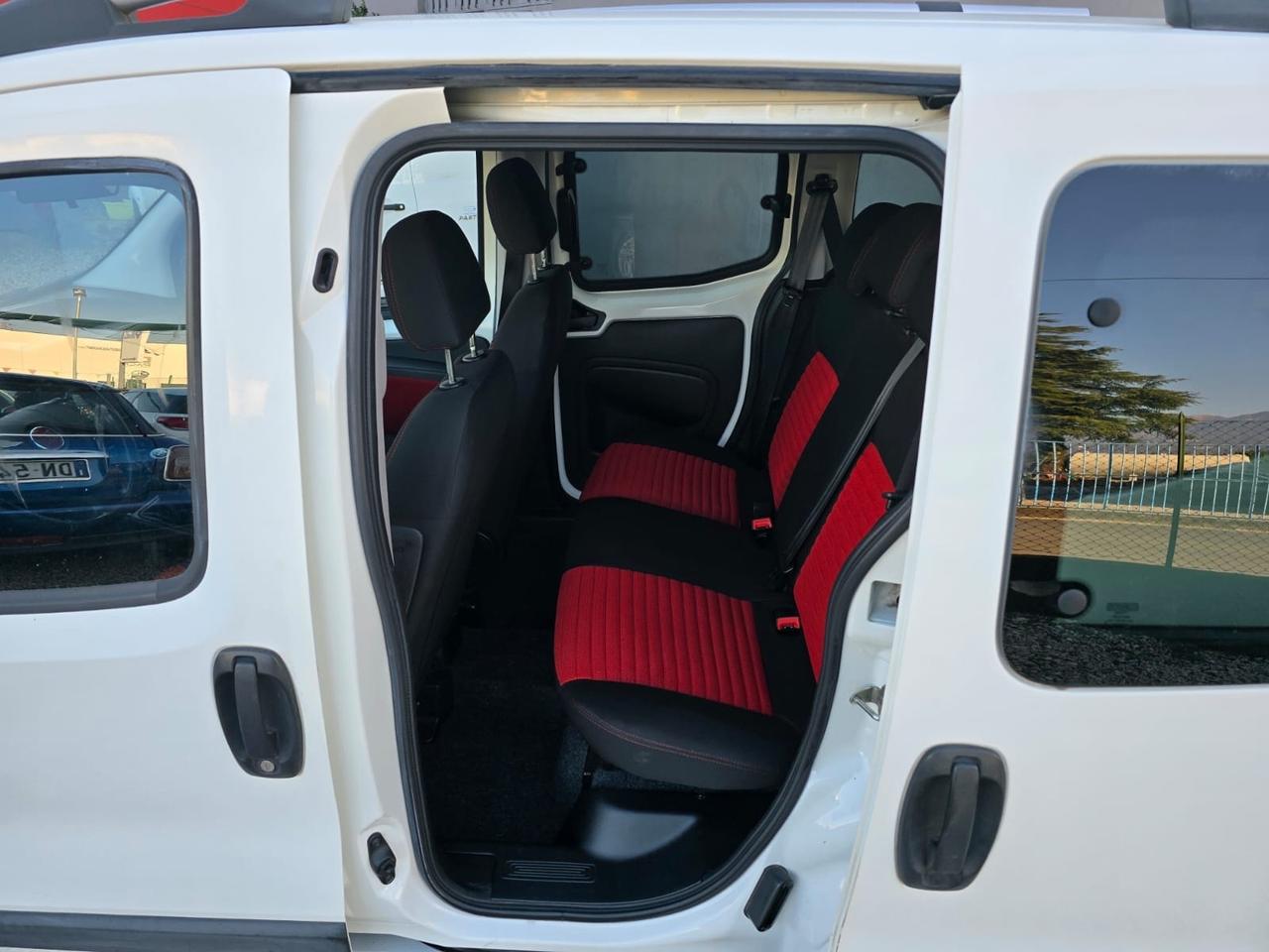 Fiat Qubo 1.3 MJT 95 CV Trekking