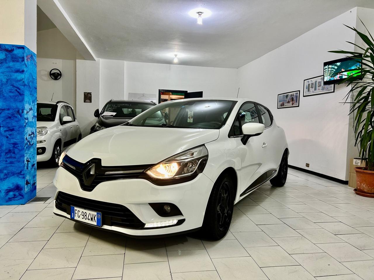 Renault Clio sport 1.2 75CV Zen