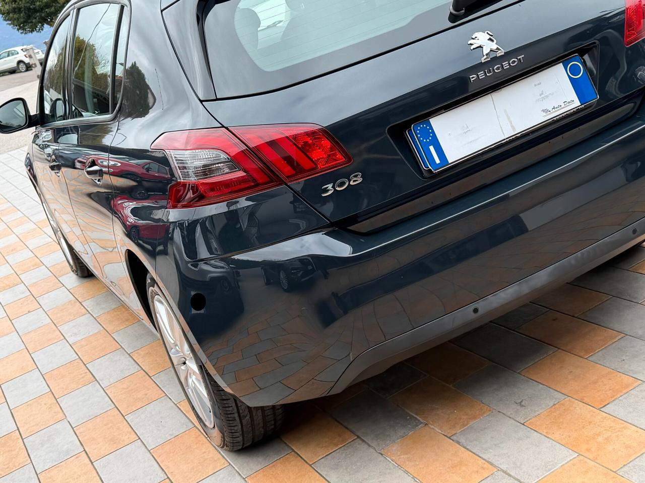 Peugeot 308 1.5 BLUEHDI 130 cv. 5 porte ACTIVE