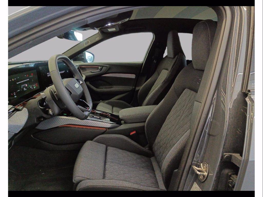 AUDI A5 berlina 2.0 tdi mhev+ business advanced quattro 204cv s-tronic del 2025