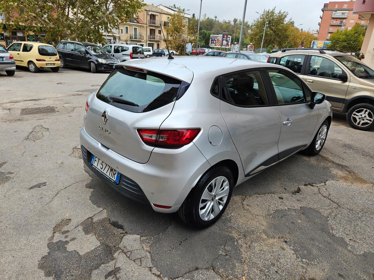 RENAULT CLIO 1500 DCI 90 CV NOVEMBRE 2018 KM CERTI