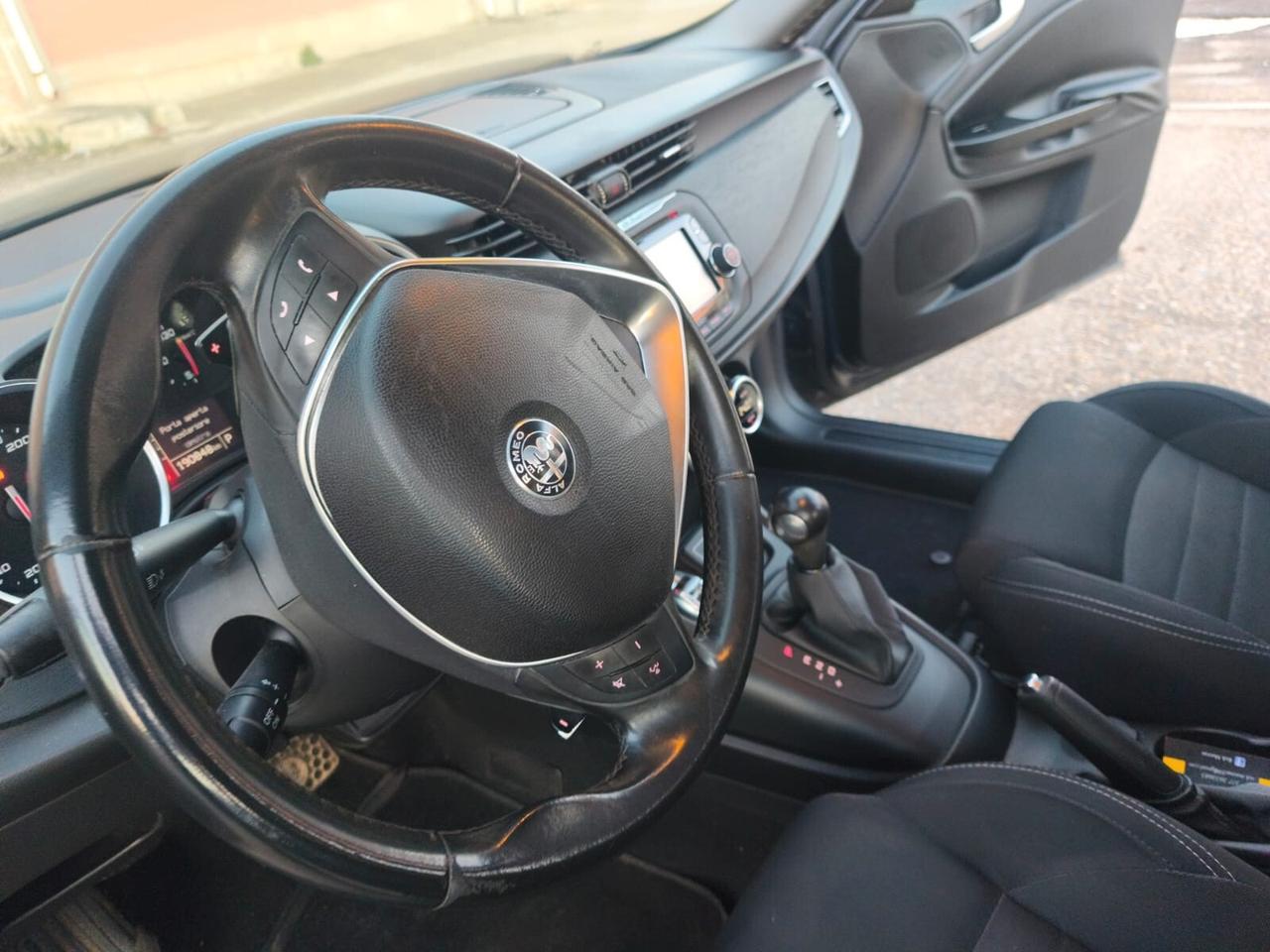 Alfa Romeo Giulietta 2016---1.6 Diesel Automatica