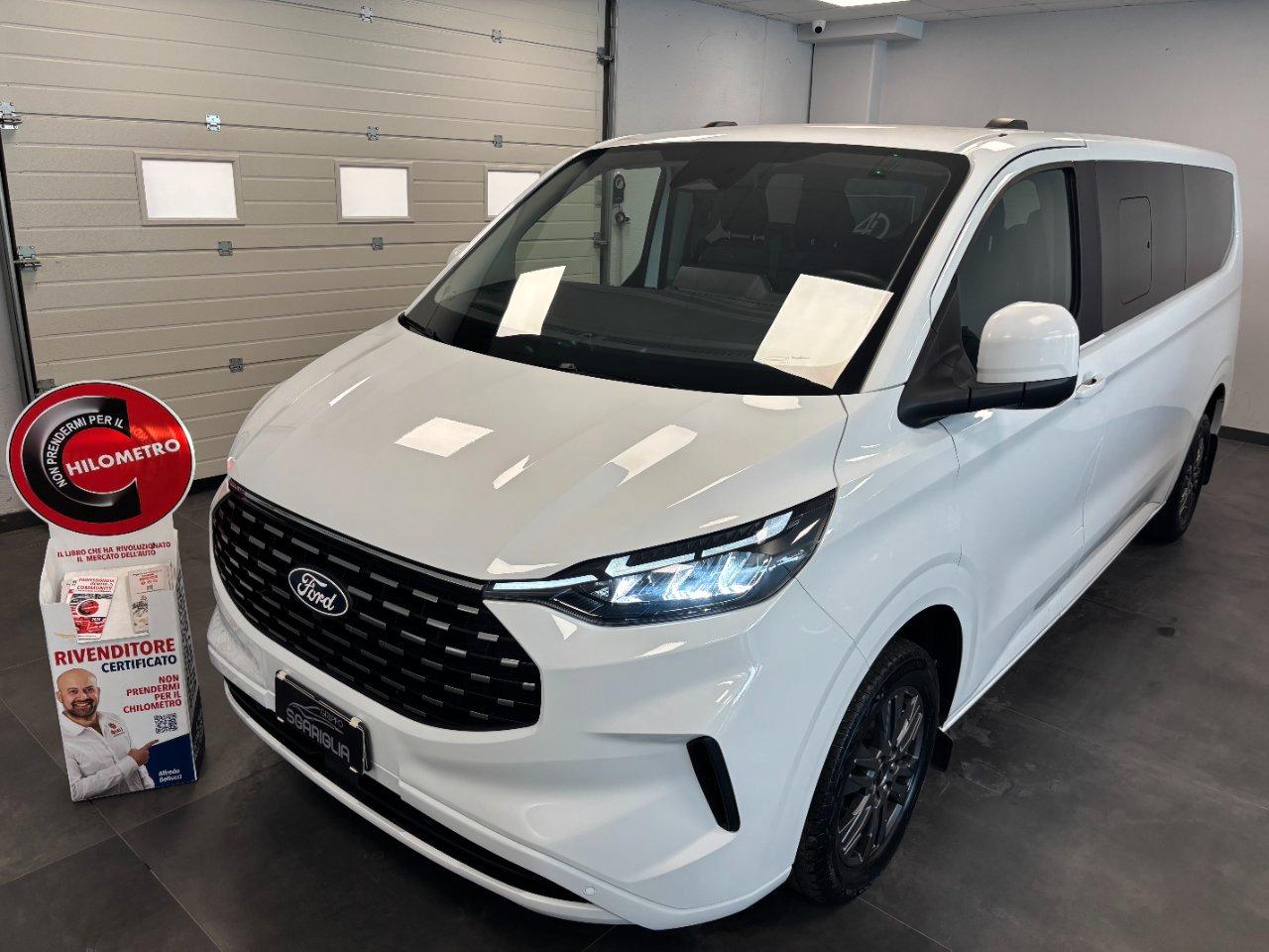 Ford Tourneo Custom 9 Posti Passo Lungo L2 Titanium 2.0 Diesel