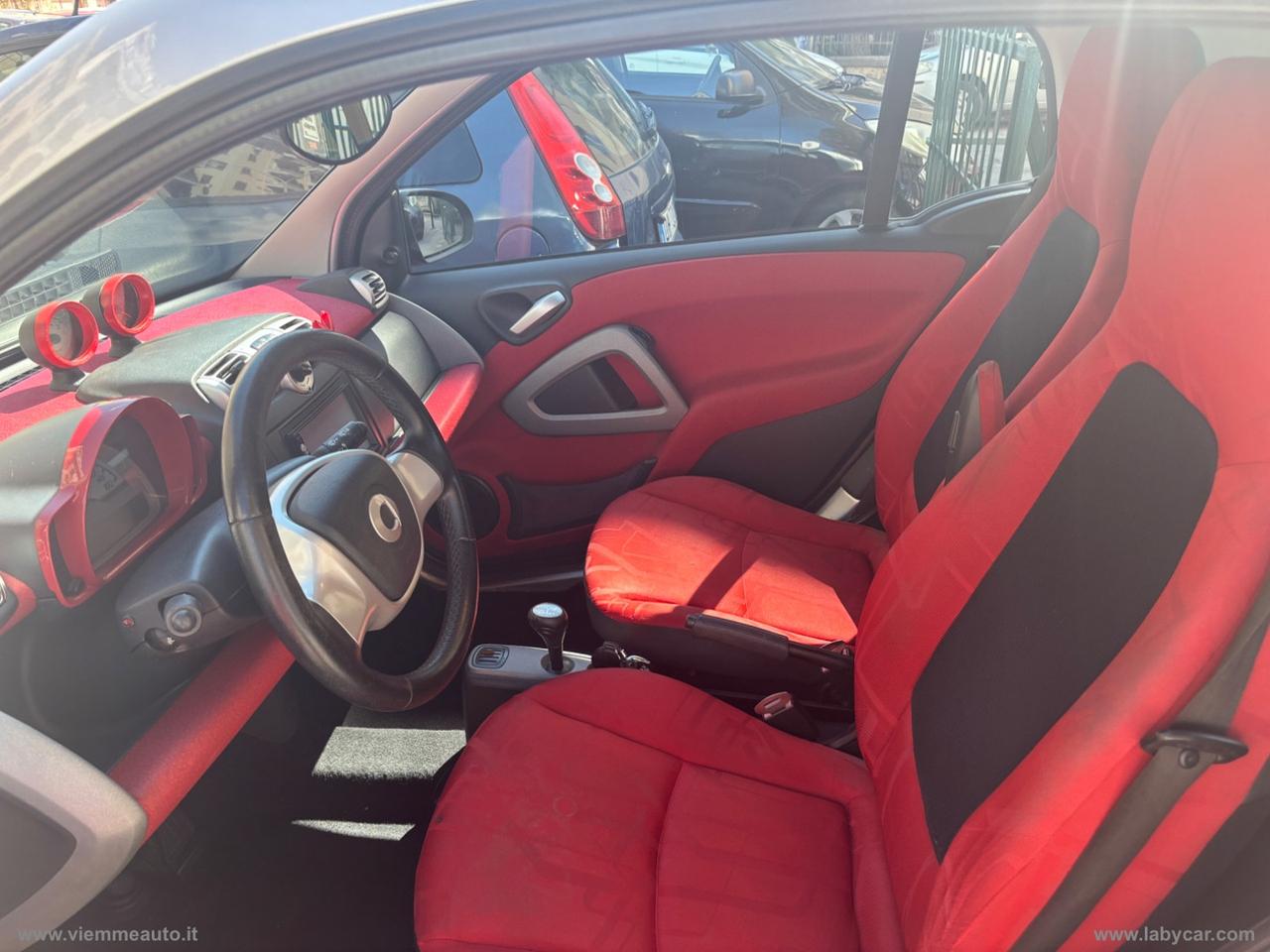 SMART fortwo 1000 52 kW coupé limited one