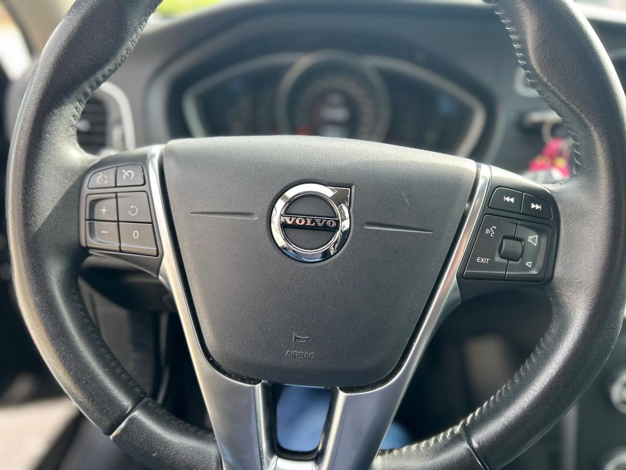 Volvo V40 kinetic 2.0 d2 #9224