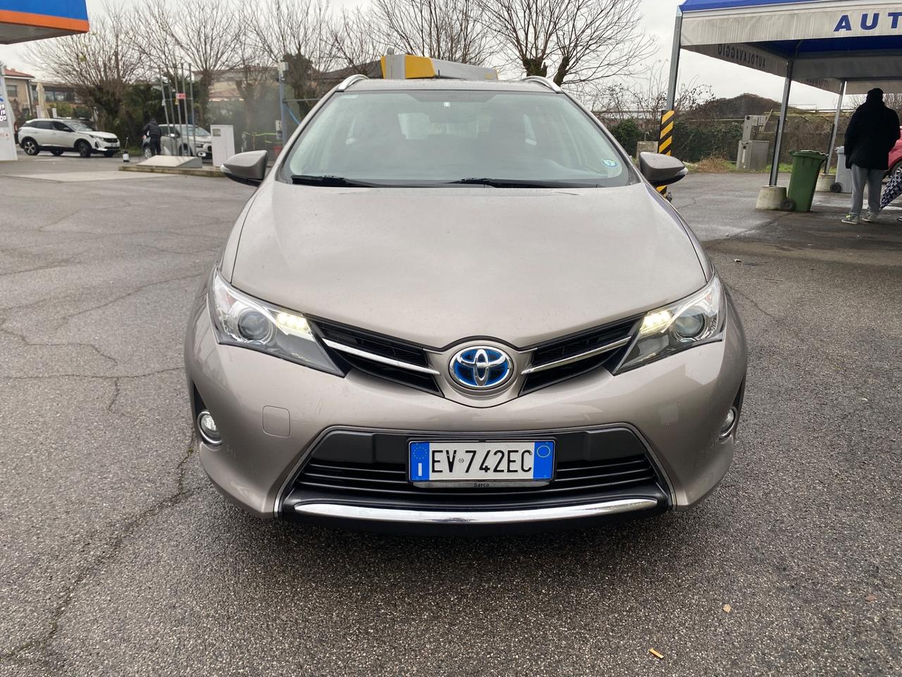 Toyota Auris Touring Sports 1.8 Hybrid Lounge