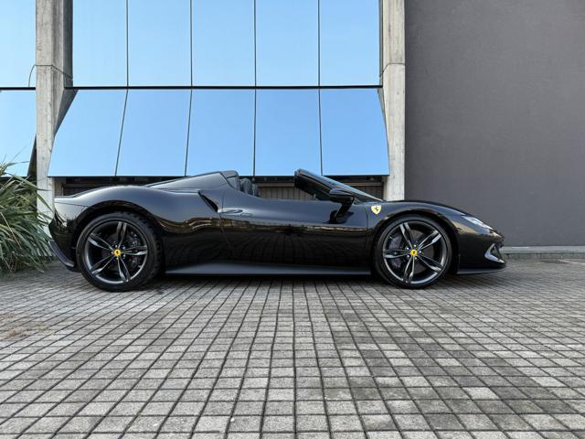 FERRARI 296 GTS * LIFT * PPF * DISPLAY * LED * CARPLAY * HUD *