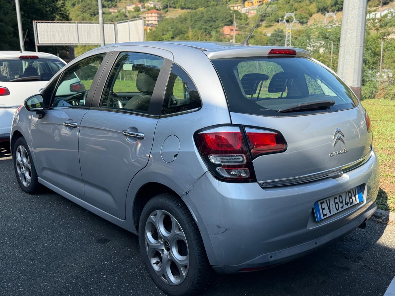 Citroen C3 1.2 PureTech 82cv leggera fumosità - 2014