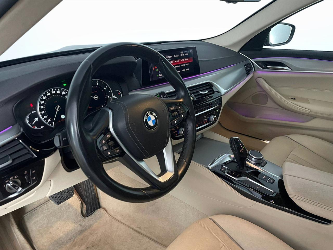 BMW Serie 5 G31 2017 Touring - 520d Touring xdrive Luxury auto