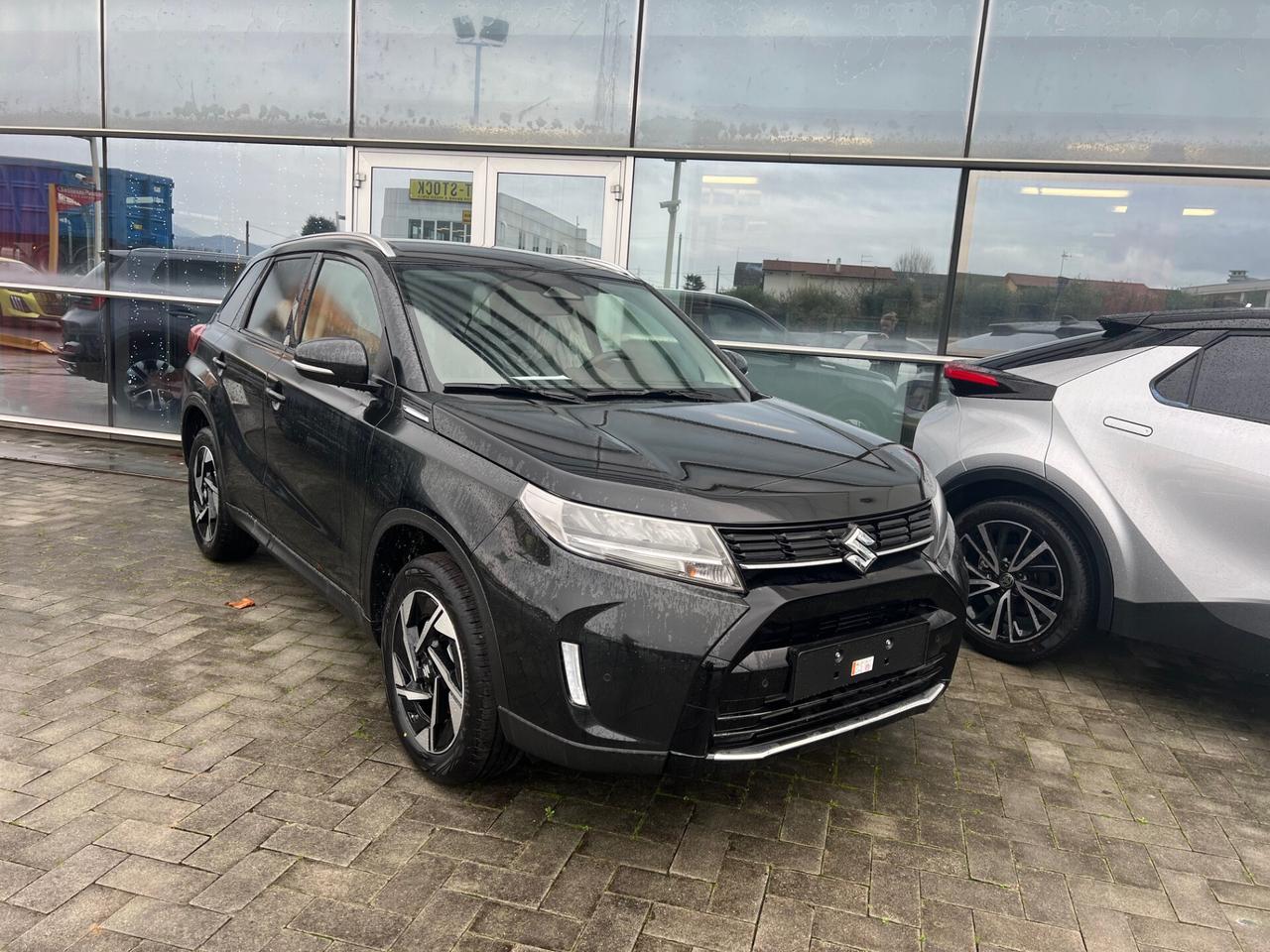 Suzuki Vitara 1.4 Hybrid Top