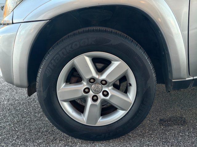 TOYOTA RAV 4 RAV4 2.0 Tdi D-4D cat 3 porte Sol