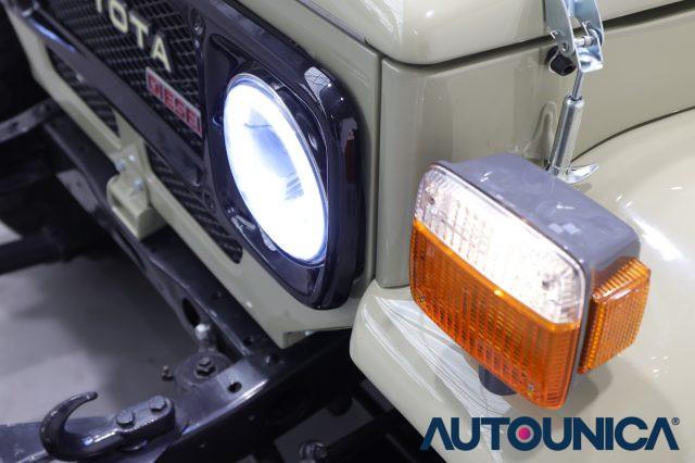 TOYOTA Land Cruiser BJ 42 RESTAURATA