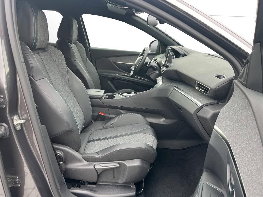 Peugeot 3008 II 1.6 hybrid4 phev Allure Pack 300cv e-eat8