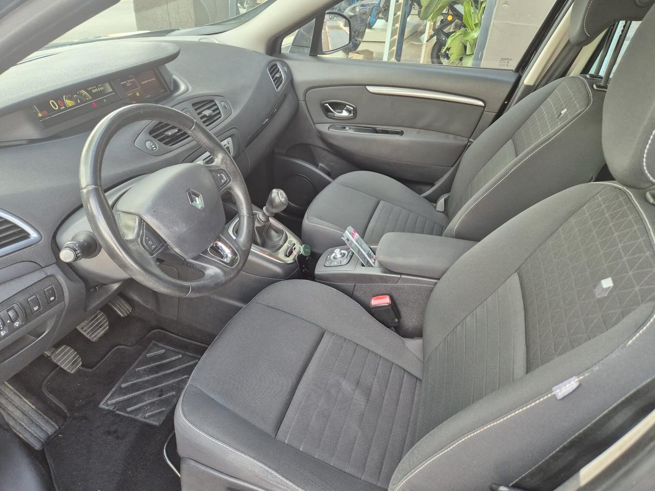 Renault Scénic XMod dCi S&S Limited E6B--OK Neopat.!!!