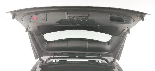PEUGEOT 3008 Hybrid 225 e-EAT8 Allure