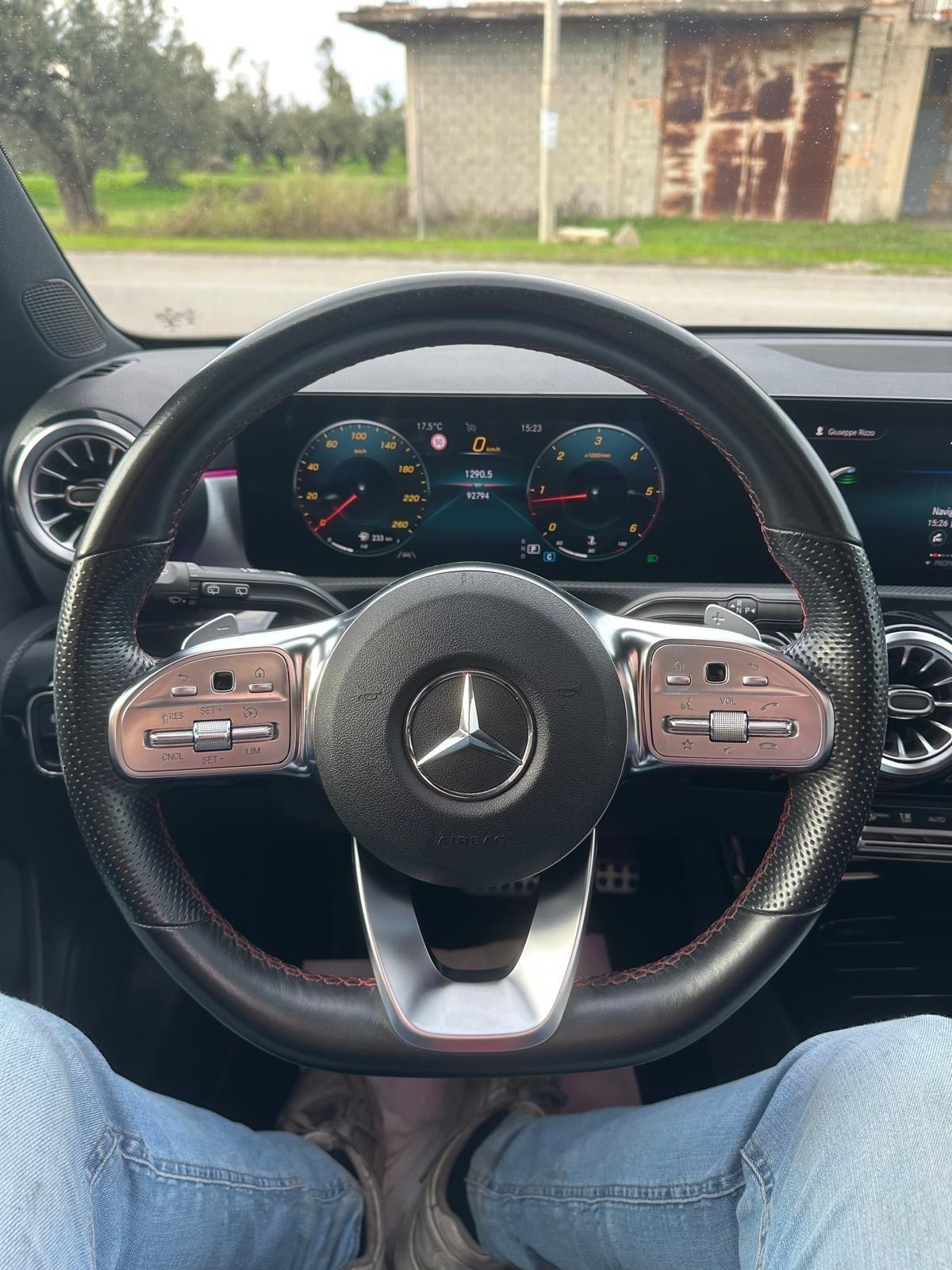 Mercedes-benz A 200 d Automatic Premium Tetto /Navi