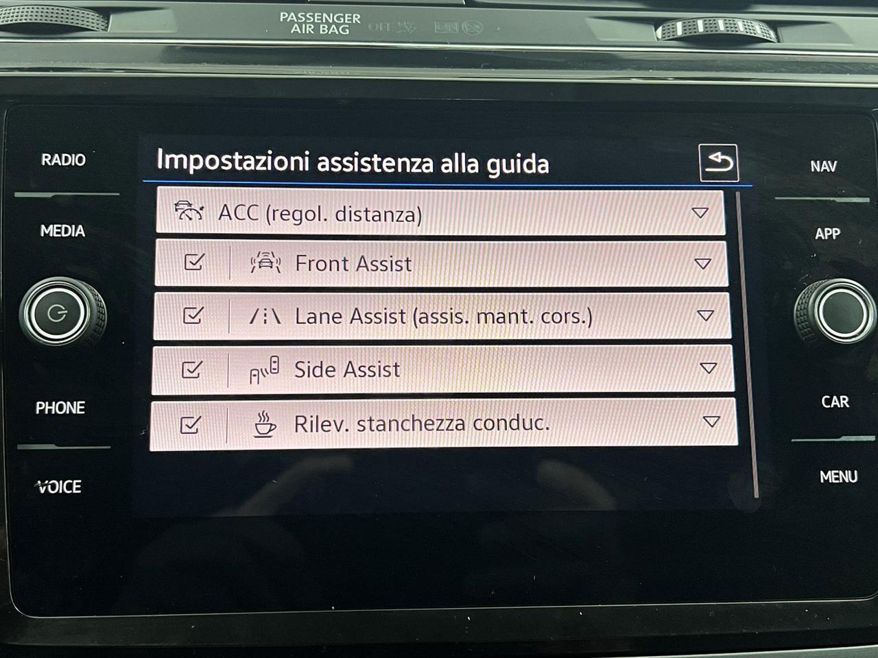 VOLKSWAGEN Touran III 2015 Touran 2.0 tdi Business 122cv