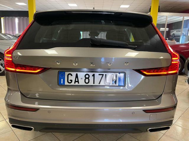 VOLVO V60 Cross Country D4 AWD Geartronic *led/telecam/pelle*