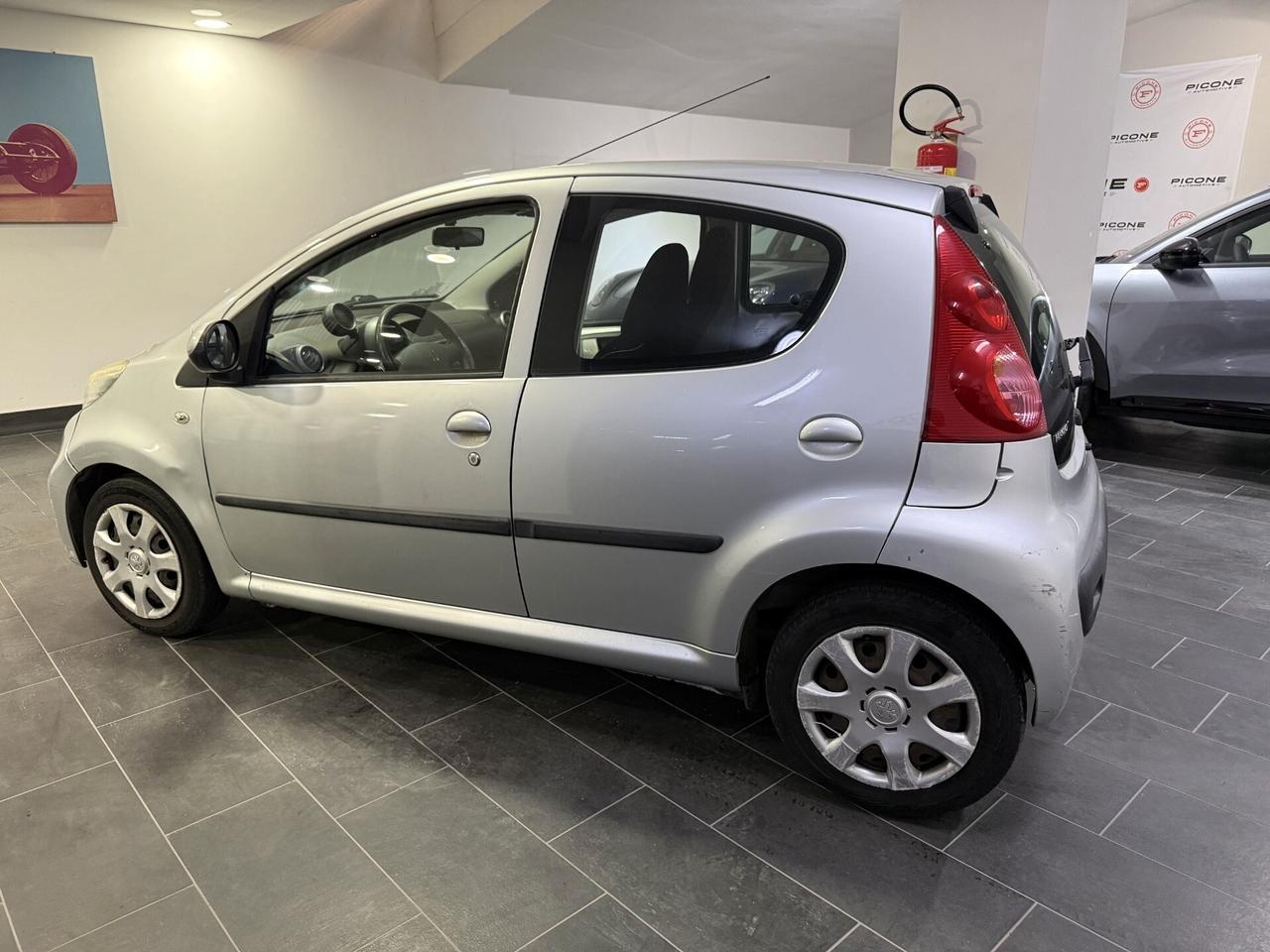 Peugeot 107 1.0 68CV 3p. Desir