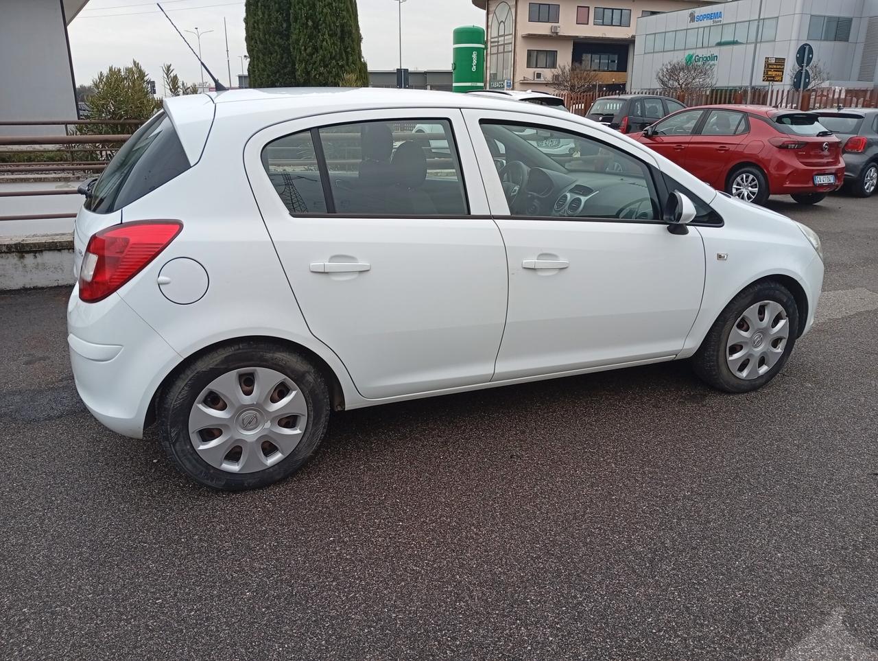 Opel Corsa 1.2 80CV 5 porte GPL-TECH Club