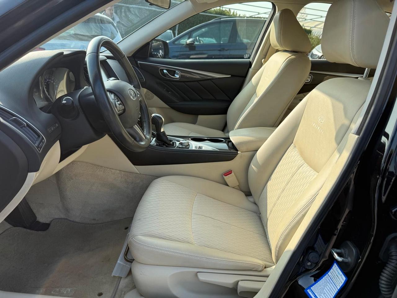 Infiniti Q50 2.2 diesel AT Premium Executive