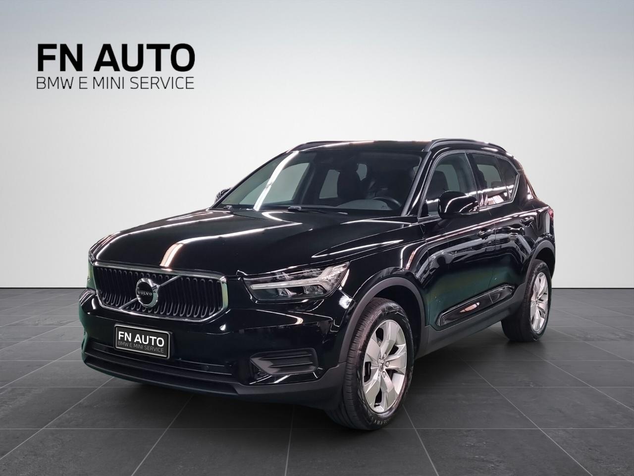 Volvo XC40 T2 Geartronic Momentum Core