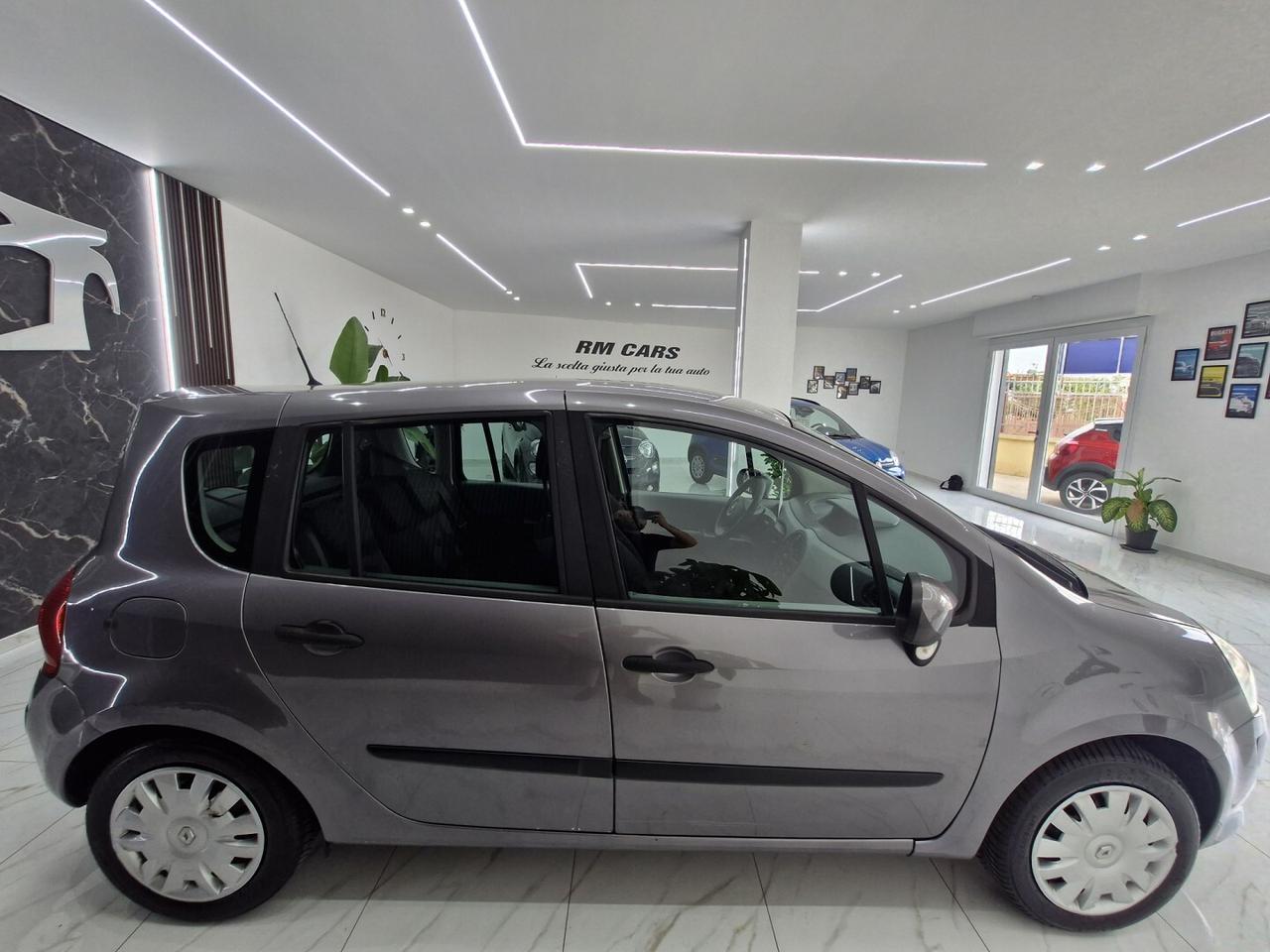 RENAULT GRAND MODUS 1.2 16V GPL DYNAMIQUE