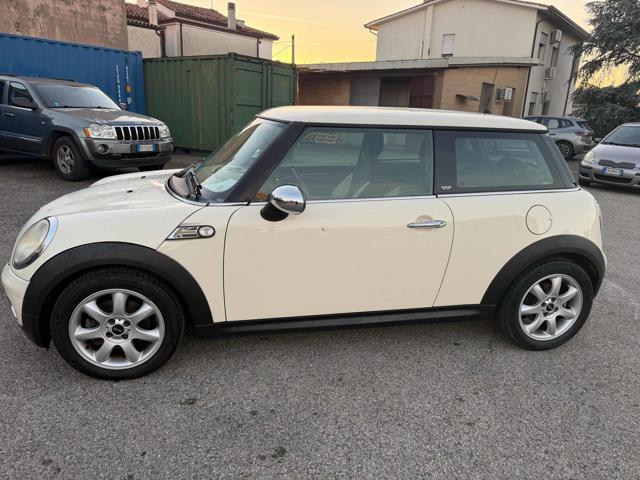 MINI Cooper 1.6 16V Cooper senza nessun lavoro da fare