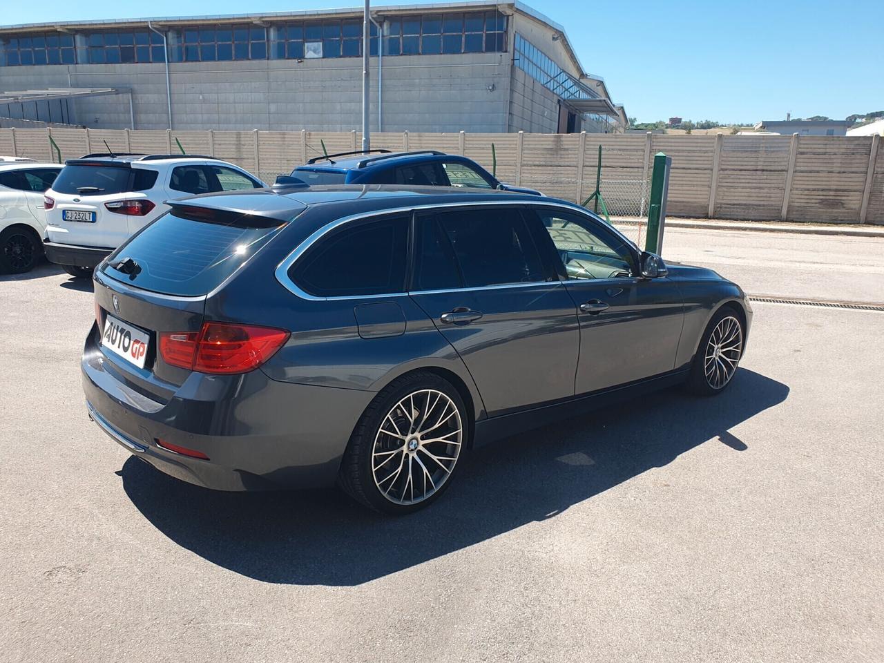 Bmw 318d 143cv touring Luxury Neop 2013